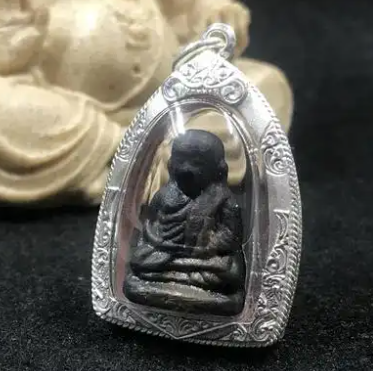 佩戴佛牌数量有讲究吗?双数可以同时戴多枚佛牌吗